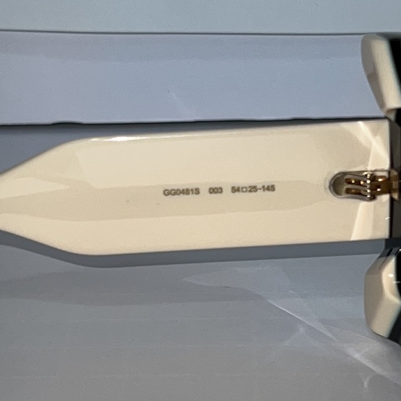 🤩GUCCI AUTHENTIC HOLLYWOOD FOREVER IVORY BLACK SUNGLASSES GG0481🤩 - Picture 5 of 5